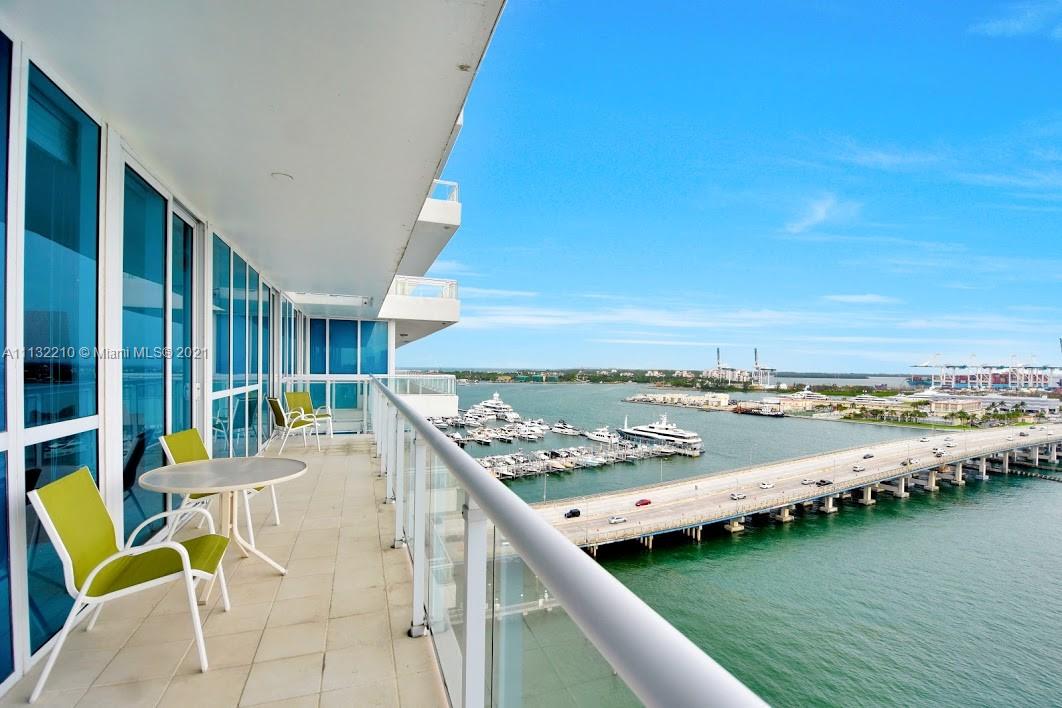 THE BENTLEY BAY CONDO - Residential Lease