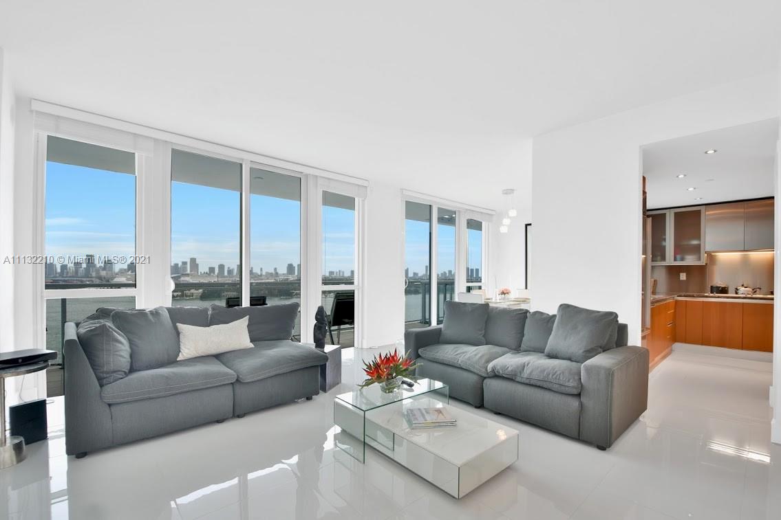 THE BENTLEY BAY CONDO - Residential Lease
