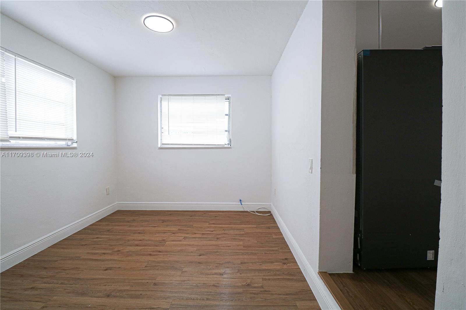 FLORAL PARK 1ST AMD - Residential Lease