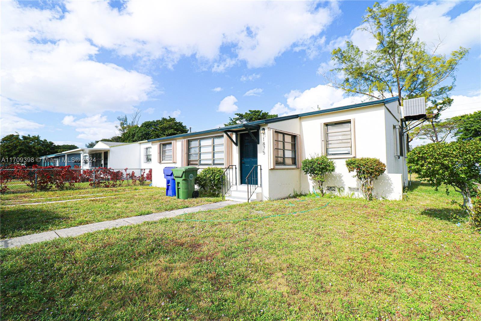 FLORAL PARK 1ST AMD - Residential Lease