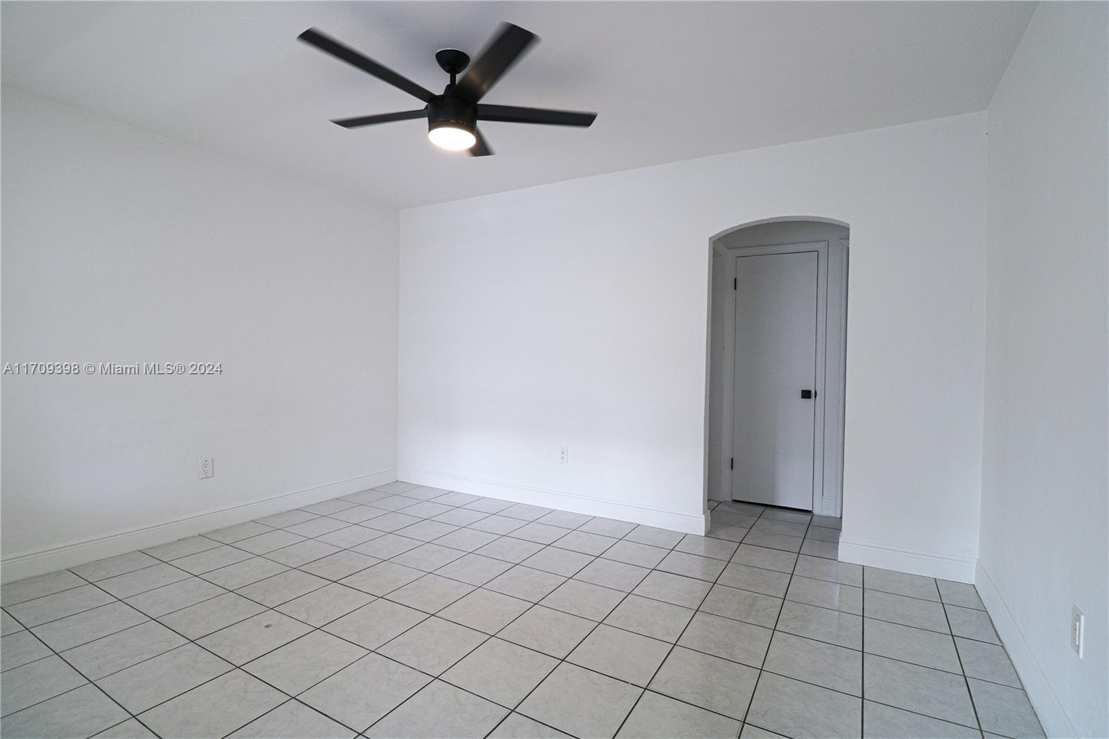 FLORAL PARK 1ST AMD - Residential Lease