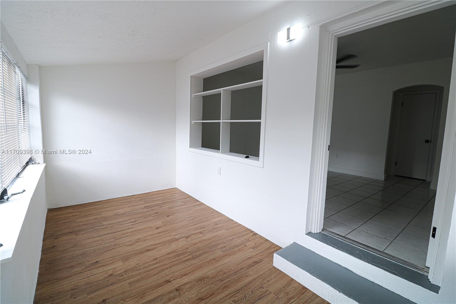FLORAL PARK 1ST AMD - Residential Lease