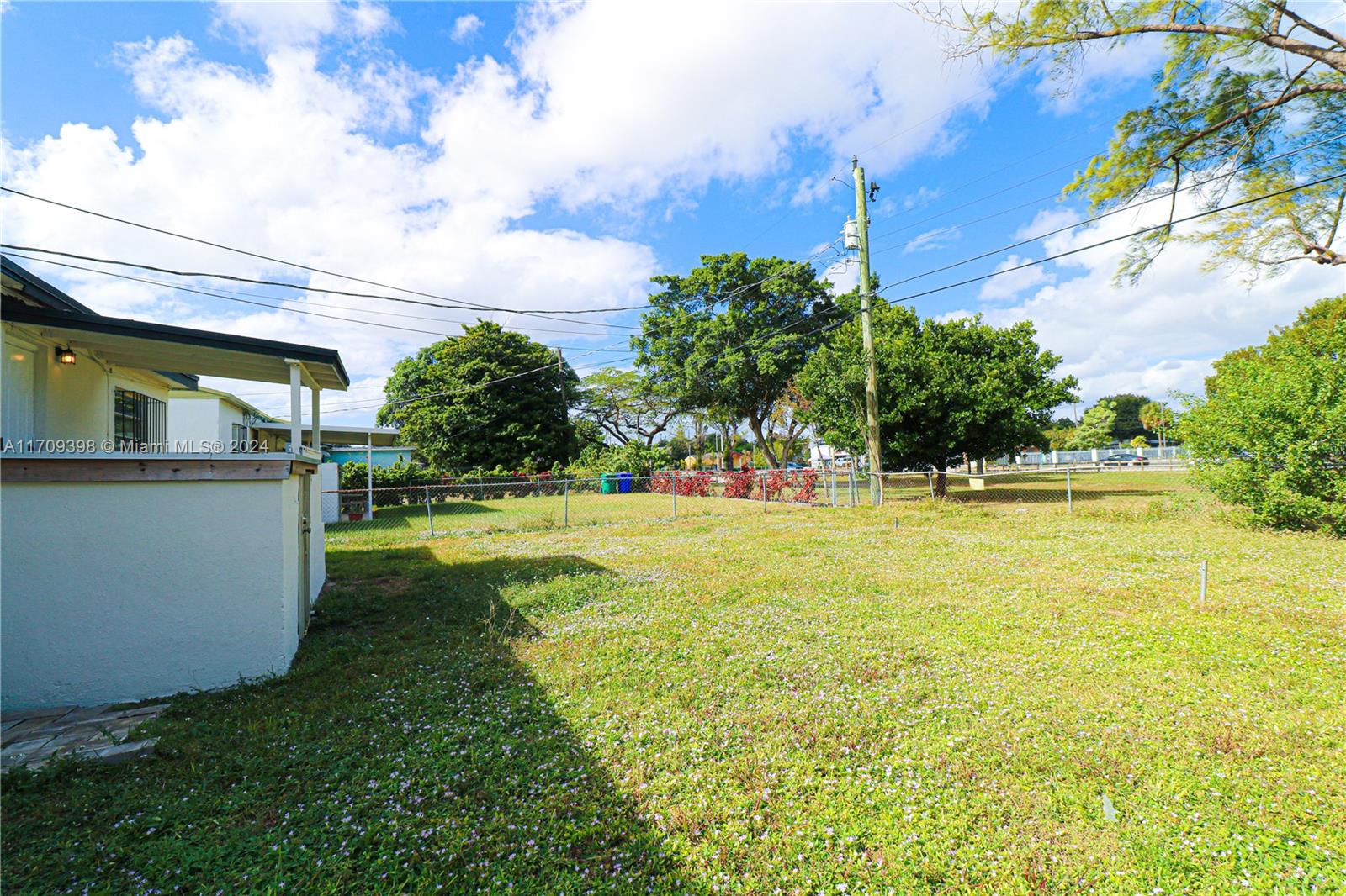 FLORAL PARK 1ST AMD - Residential Lease