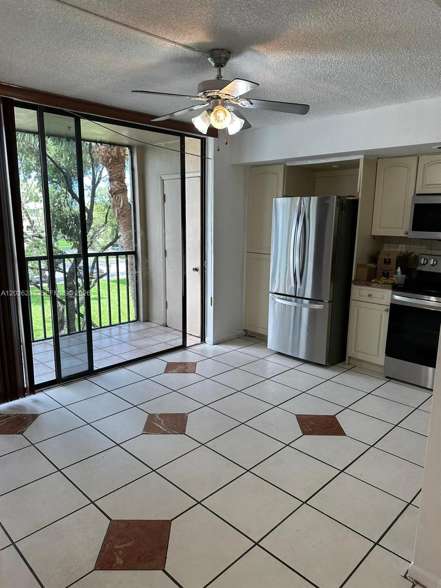 HORIZONS WEST - Residential Lease