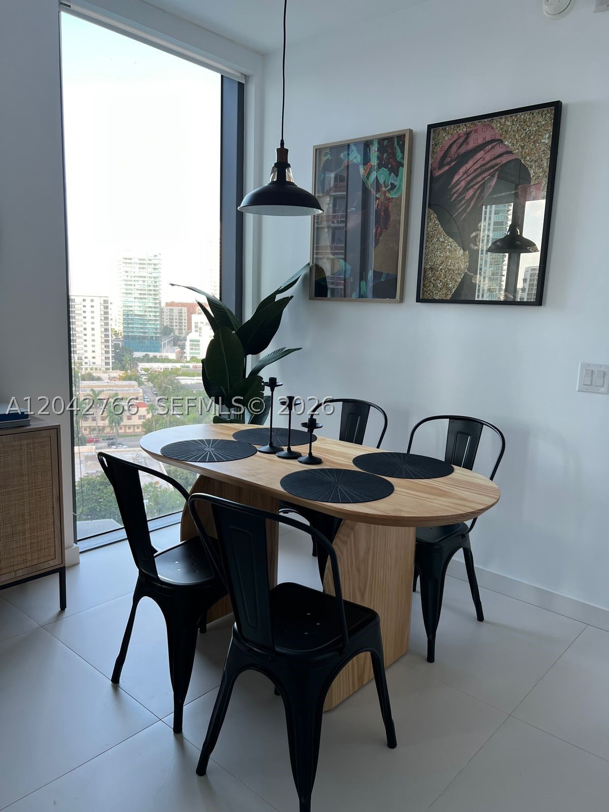 PARAISO BAYVIEWS CONDO - Residential Lease