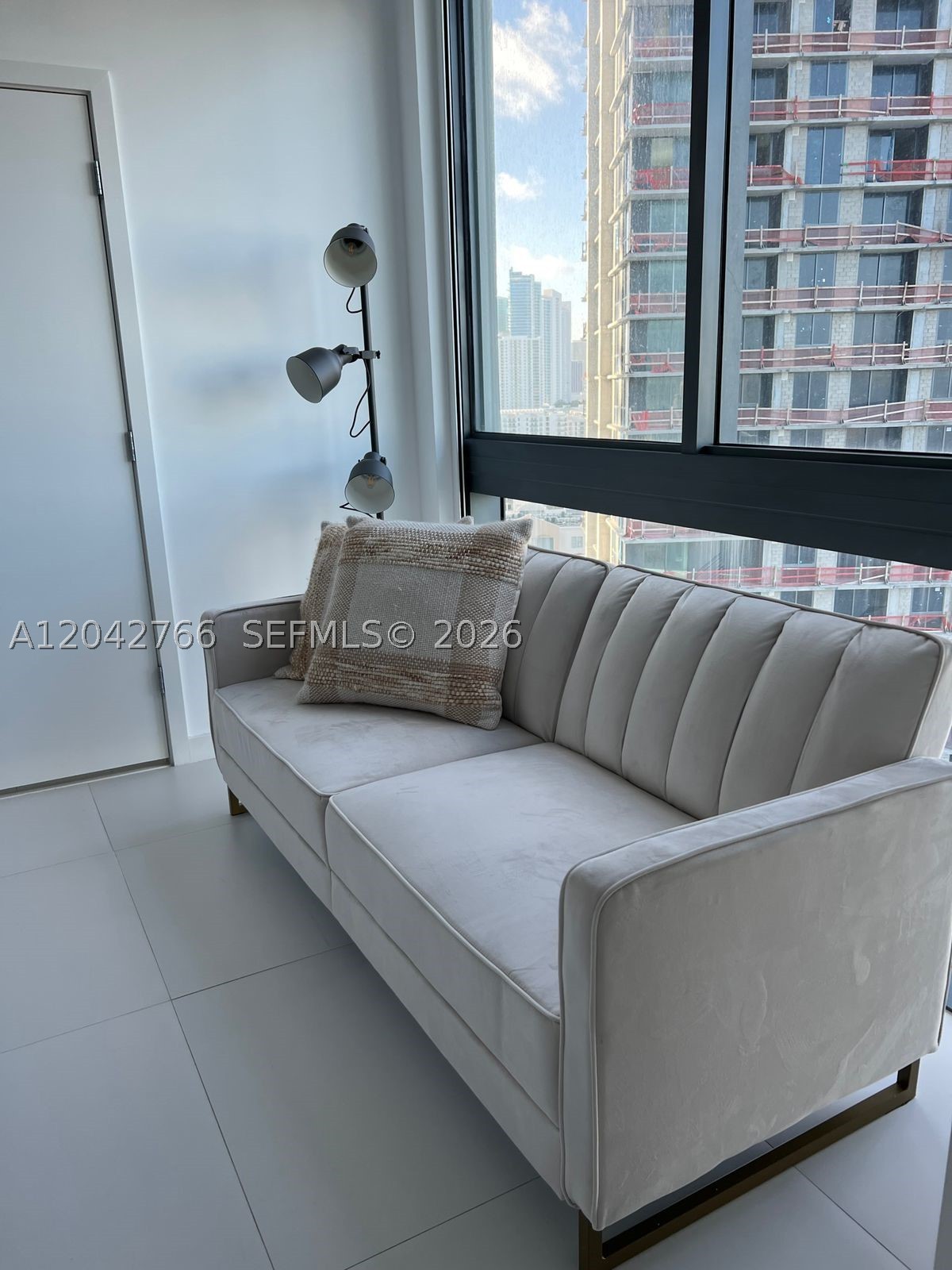 PARAISO BAYVIEWS CONDO - Residential Lease