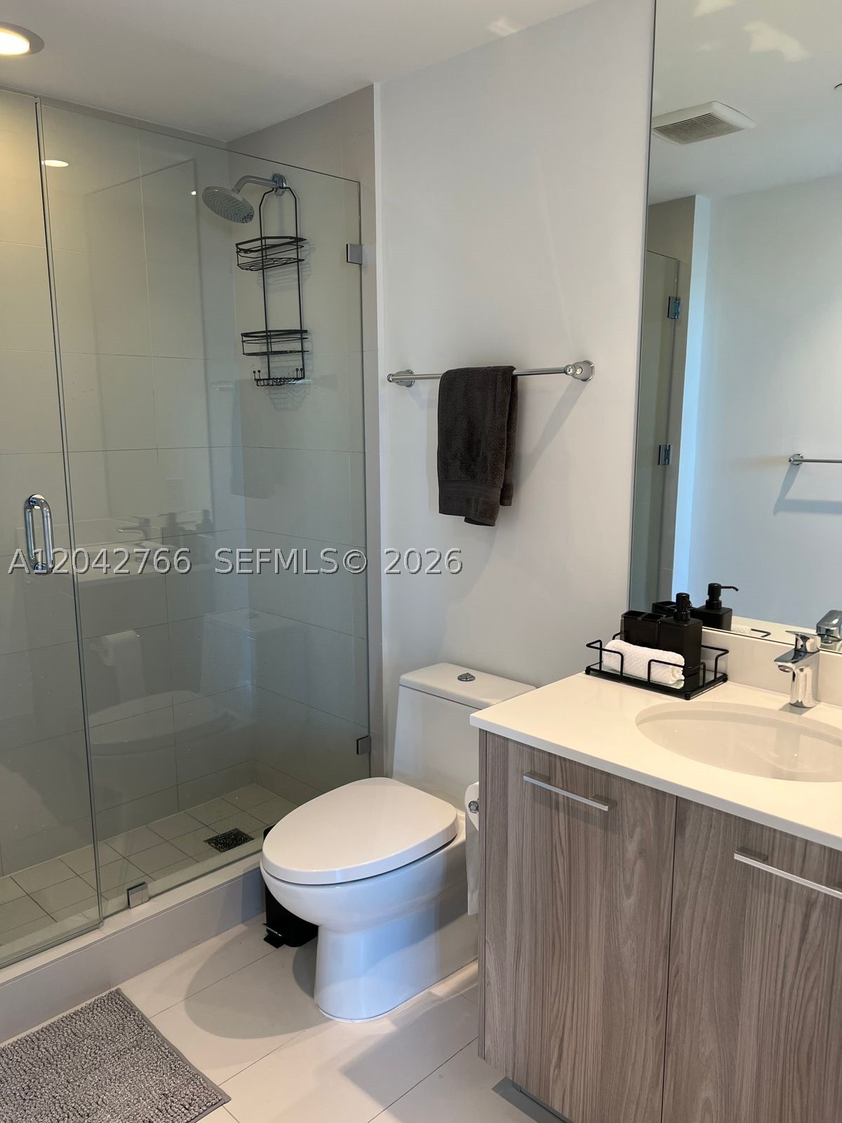 PARAISO BAYVIEWS CONDO - Residential Lease