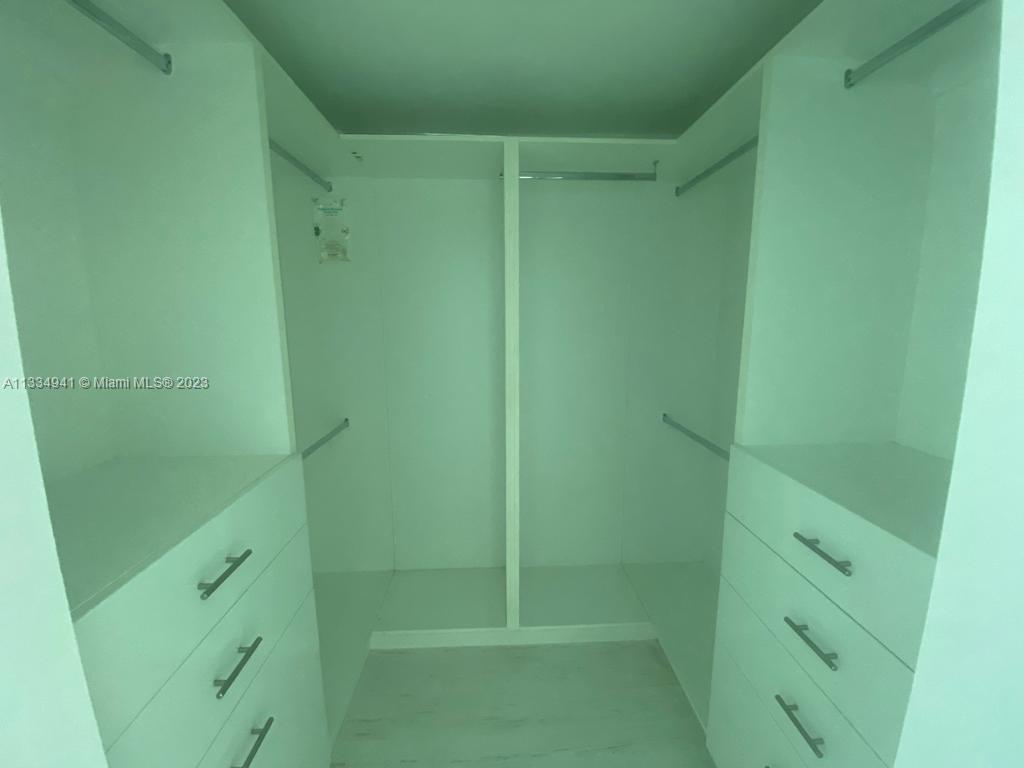 SKYLINE ON BRICKELL CONDO - Residential Lease