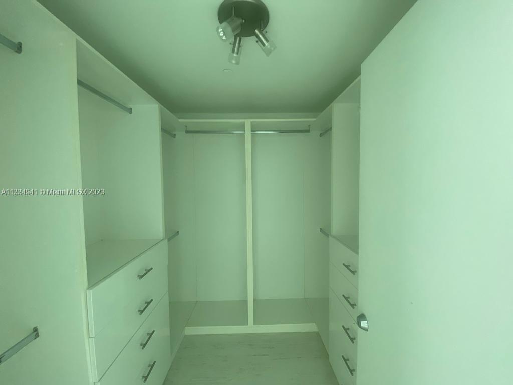 SKYLINE ON BRICKELL CONDO - Residential Lease