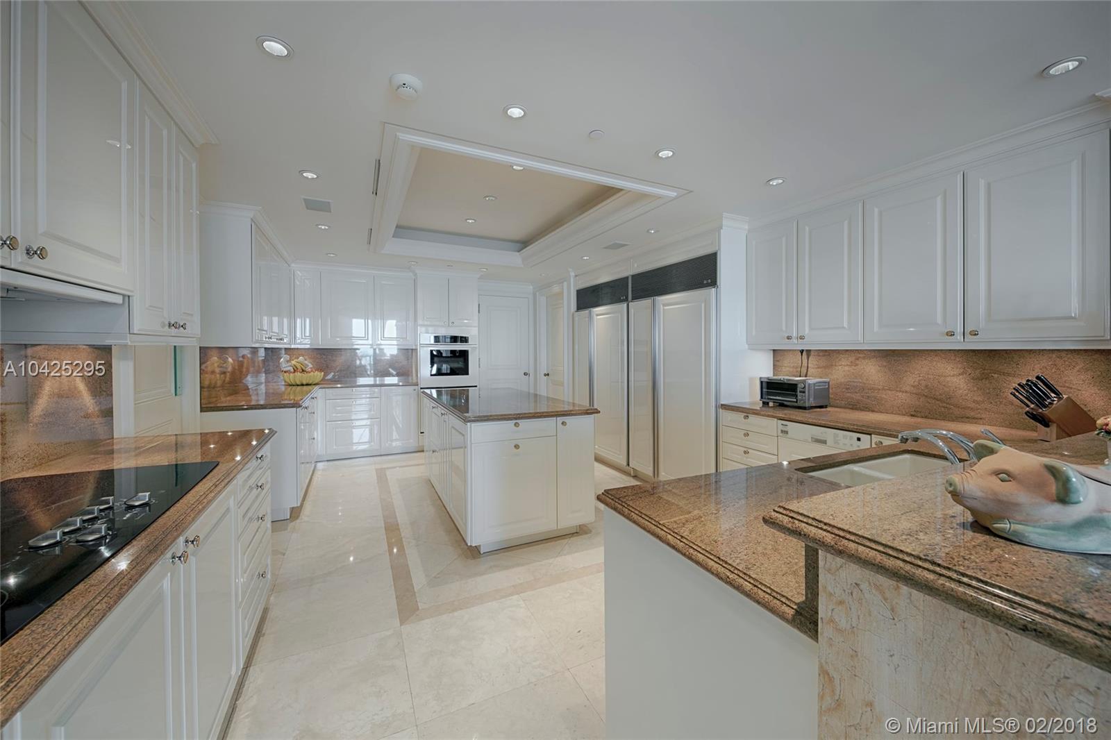 BAYVIEW FISHER ISL CONDO - Residential
