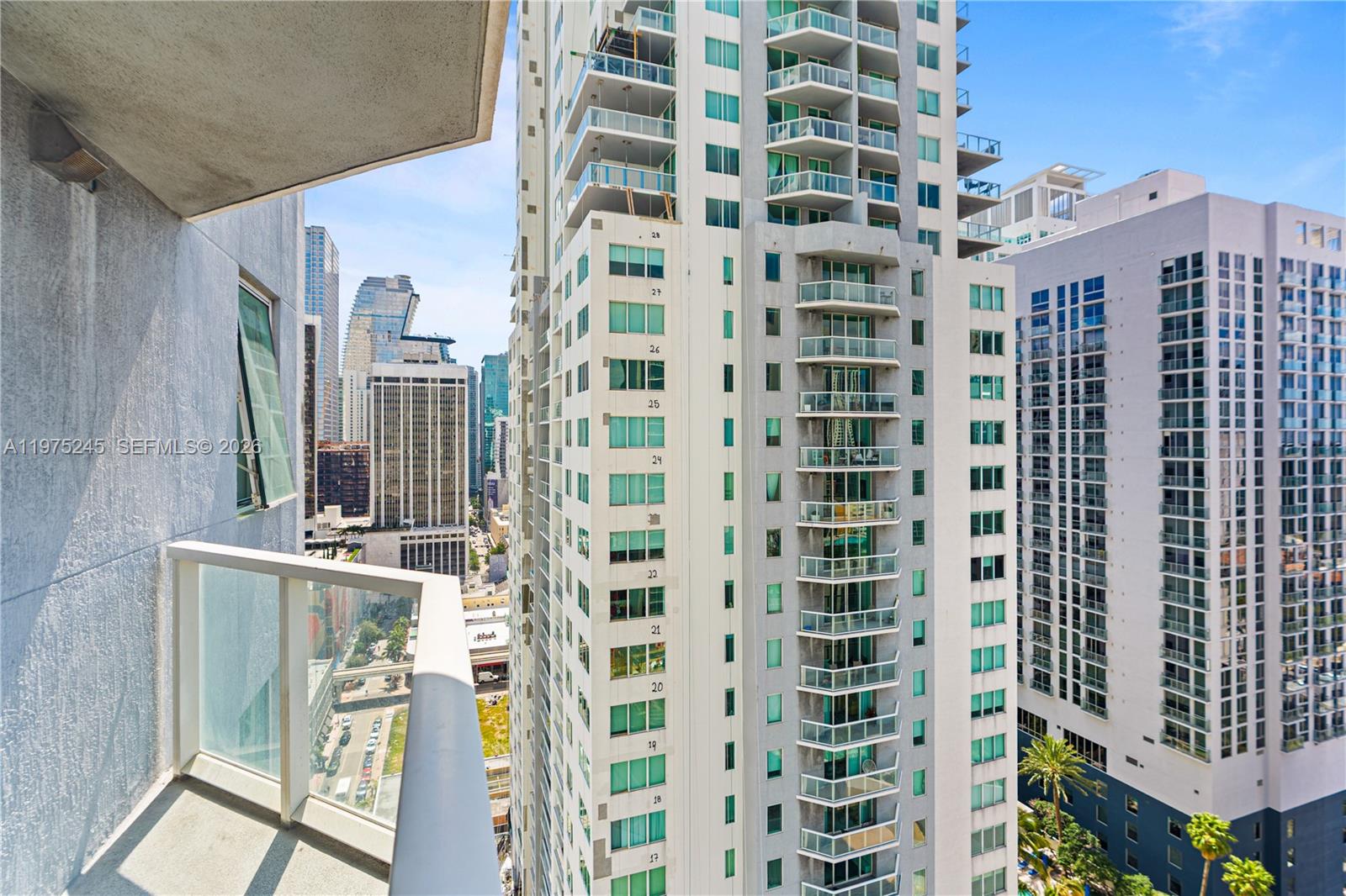 VIZCAYNE NORTH CONDO - Residential