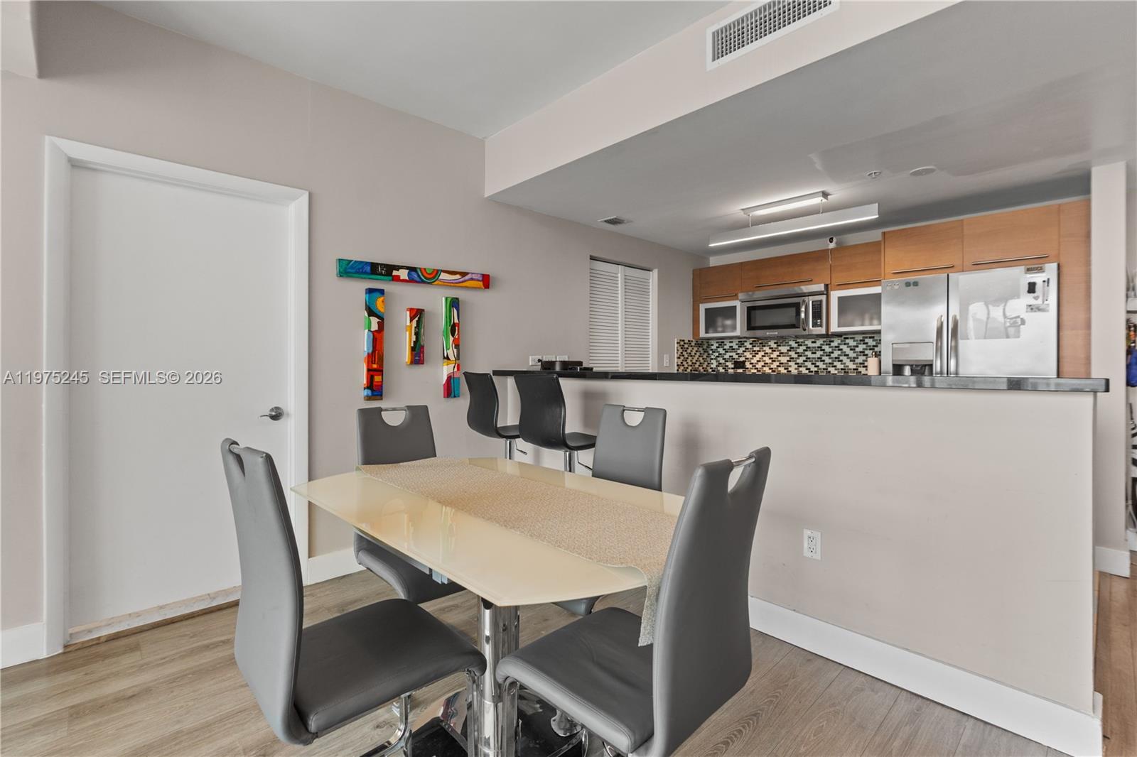 VIZCAYNE NORTH CONDO - Residential