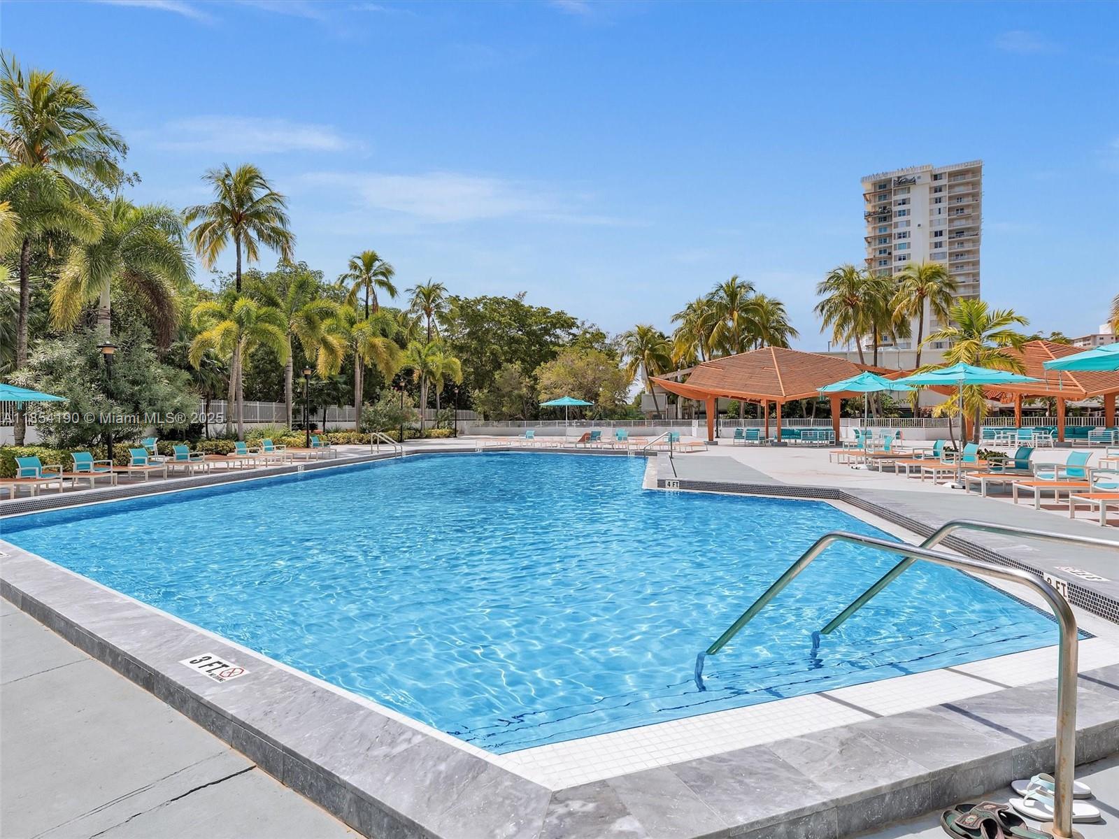 ARLEN HOUSE EAST CONDO - Residential