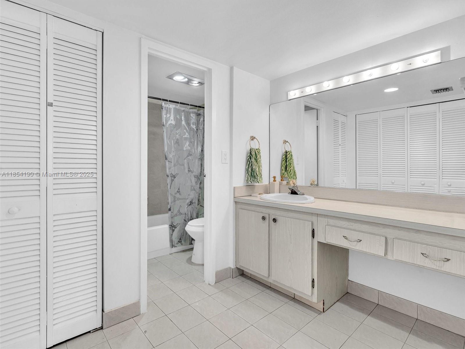 ARLEN HOUSE EAST CONDO - Residential