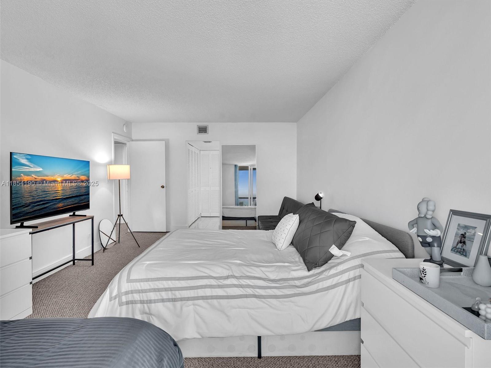ARLEN HOUSE EAST CONDO - Residential