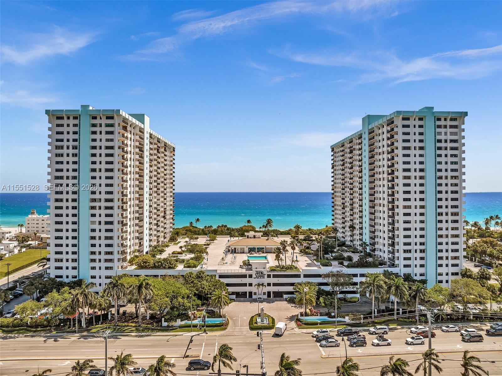 SUMMIT CONDO - Residential