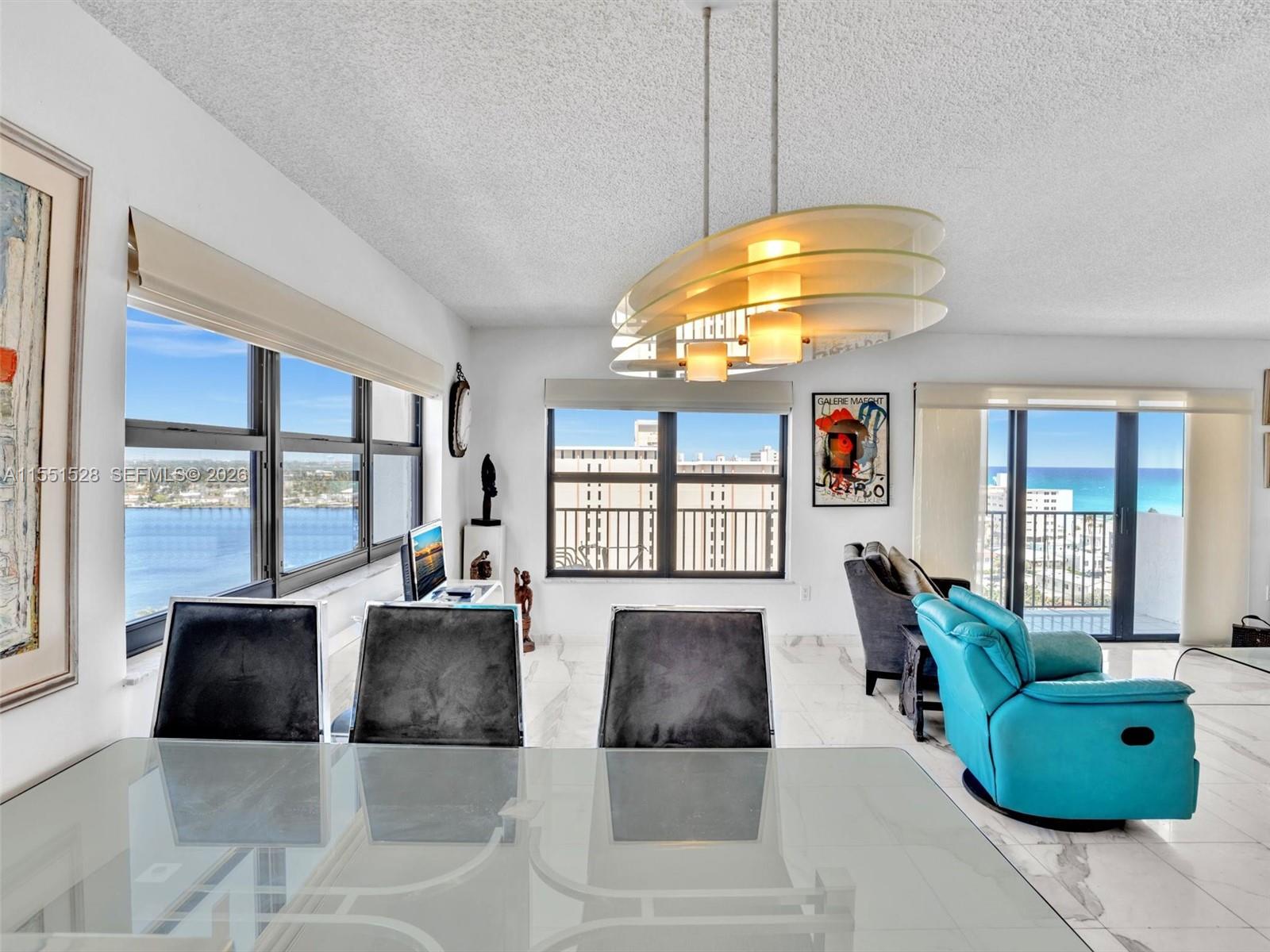 SUMMIT CONDO - Residential
