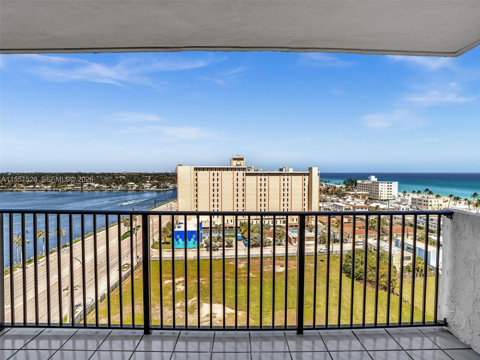 SUMMIT CONDO - Residential