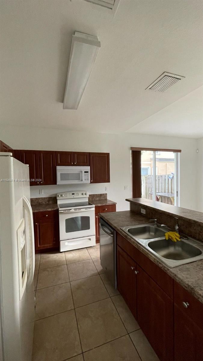 FIJI CONDO NO 3 - Residential Lease