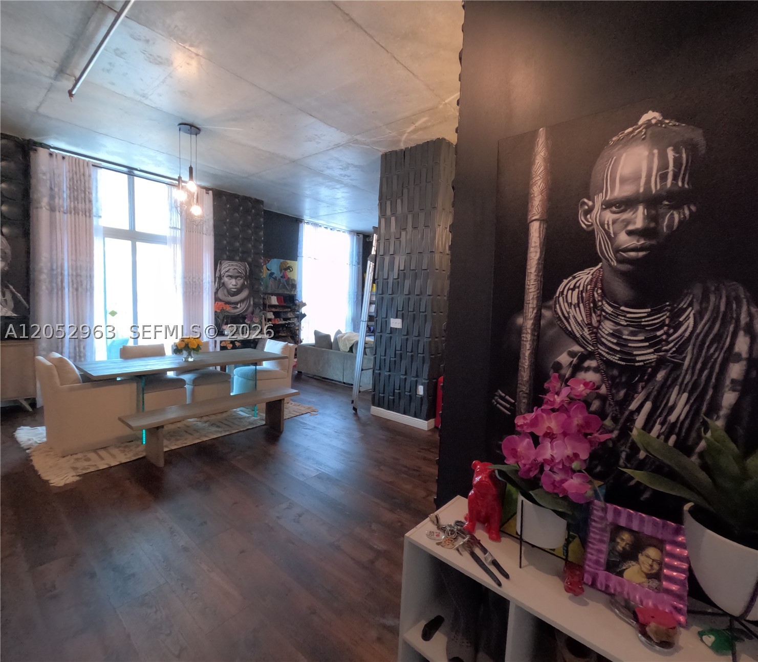 LOFTS AT HOLLYWOOD STATIO - Residential Lease