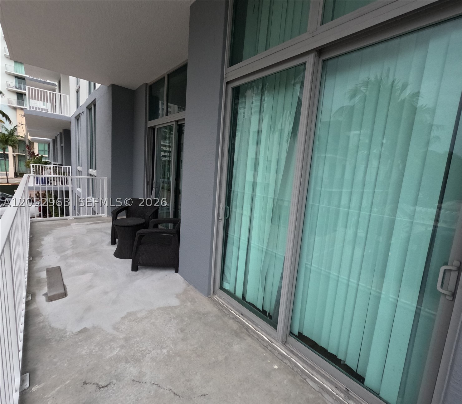 LOFTS AT HOLLYWOOD STATIO - Residential Lease