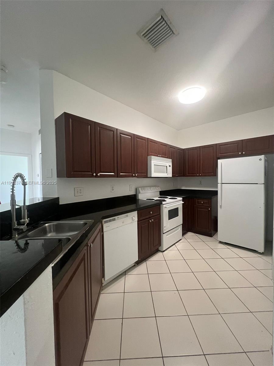 SHOMA HOMES AT COUNTRY CL - Residential
