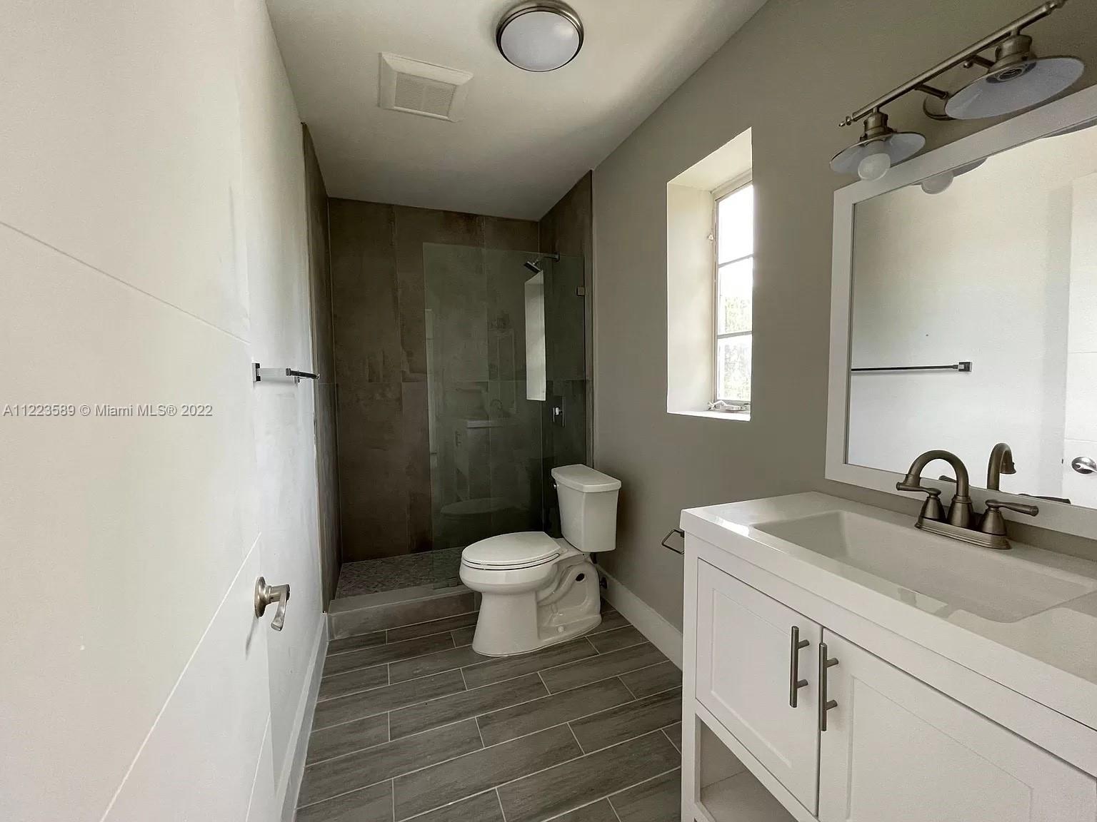 NORTH GATE - Residential Lease