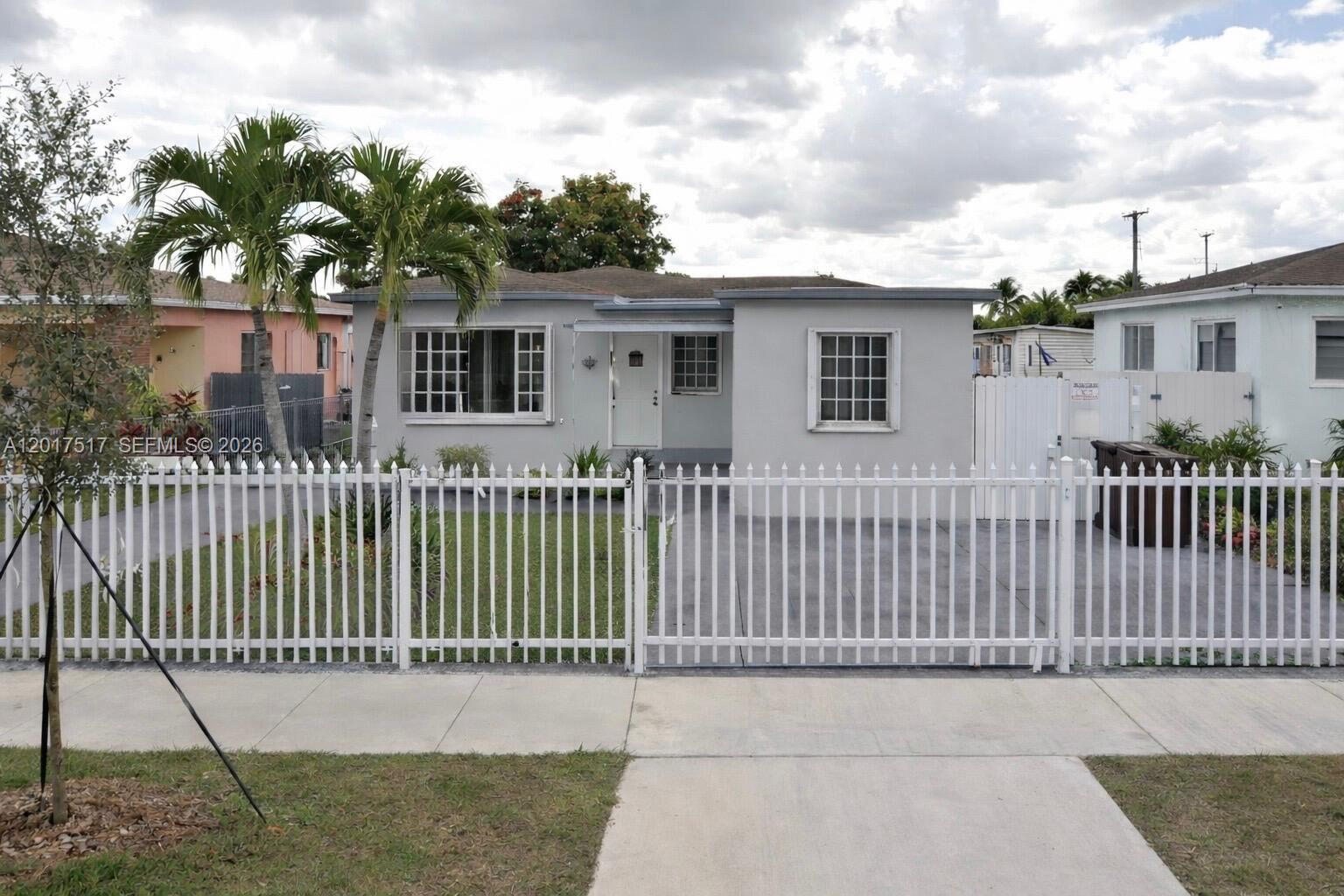 FOR SALE!! Stunning house located in the heart of Center Hialeah, with 3 bedrooms and 2 bathrooms, this place has 1,267 square feet, with a moderately to big parking lot for all uses next to the house. On top of that, one of the bedrooms has a indepedent entry which can be converted into an efficiency! Great deal right?