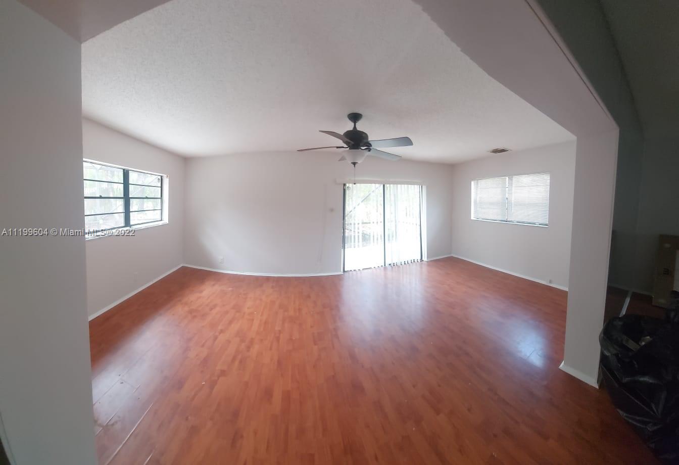 AMERICAN HOMES AT BOCA RA - Residential Lease