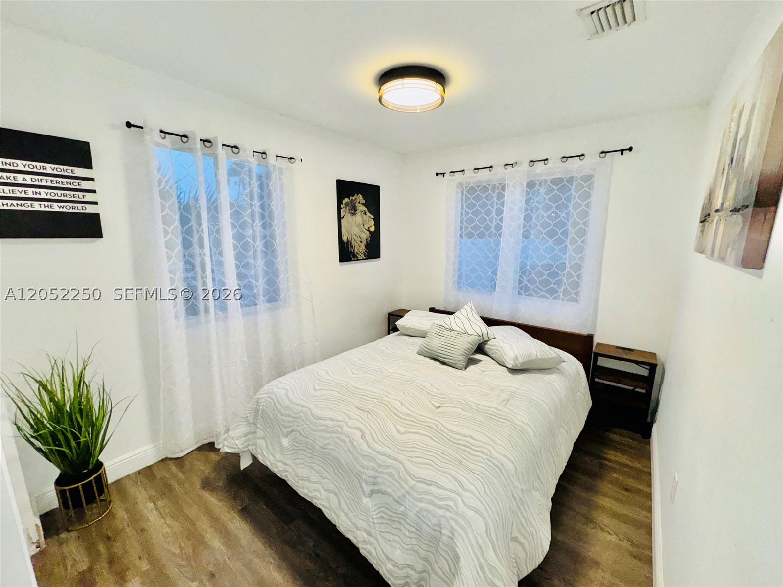 GRAPELAND - Residential Income