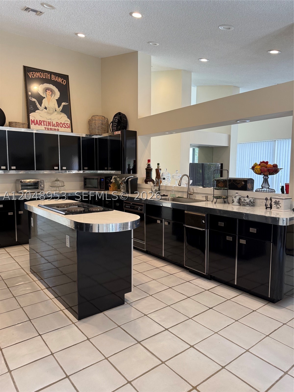 ENCANTADA - Residential