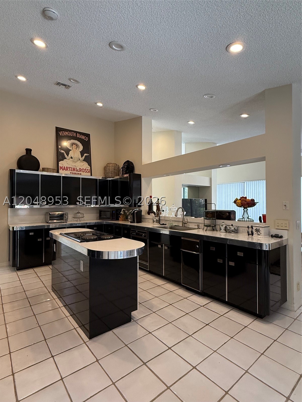ENCANTADA - Residential
