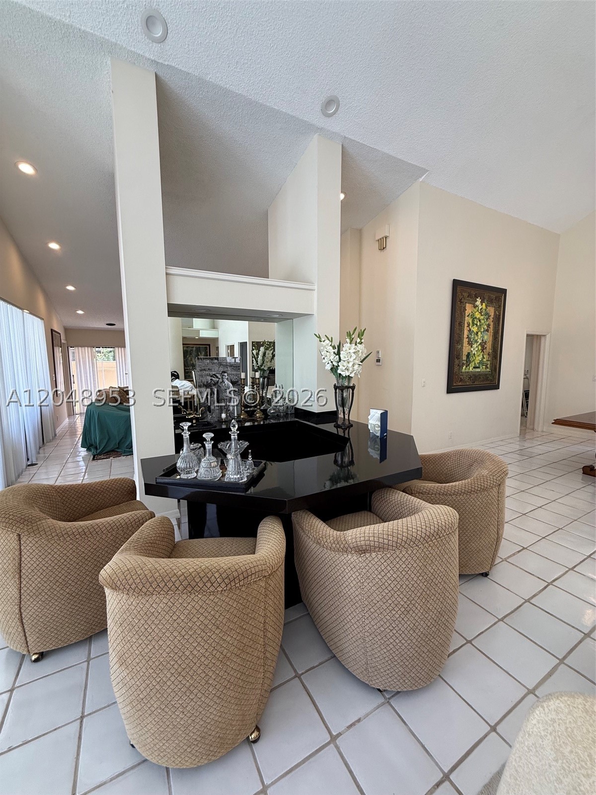 ENCANTADA - Residential
