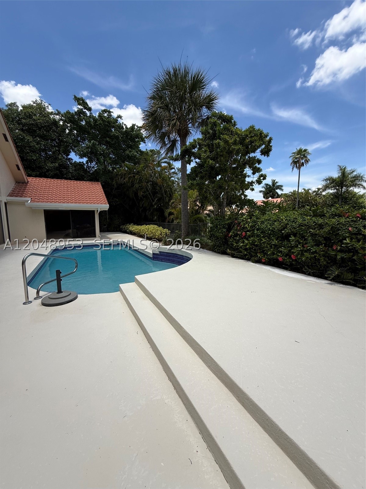 ENCANTADA - Residential