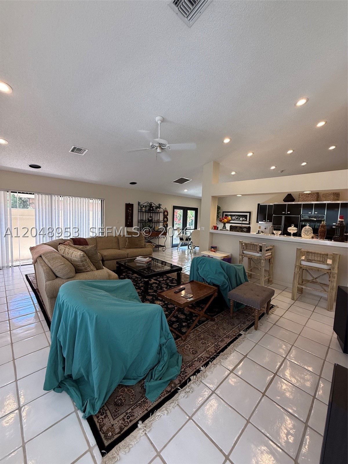 ENCANTADA - Residential