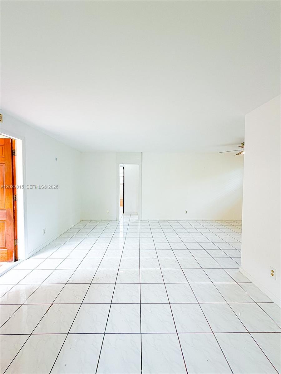 PRESIDENT GRANT APTS ASSO - Residential Lease