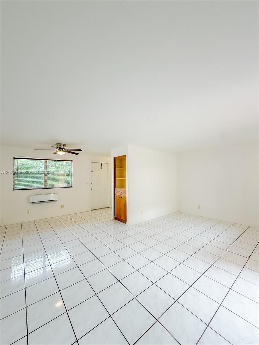 PRESIDENT GRANT APTS ASSO - Residential Lease