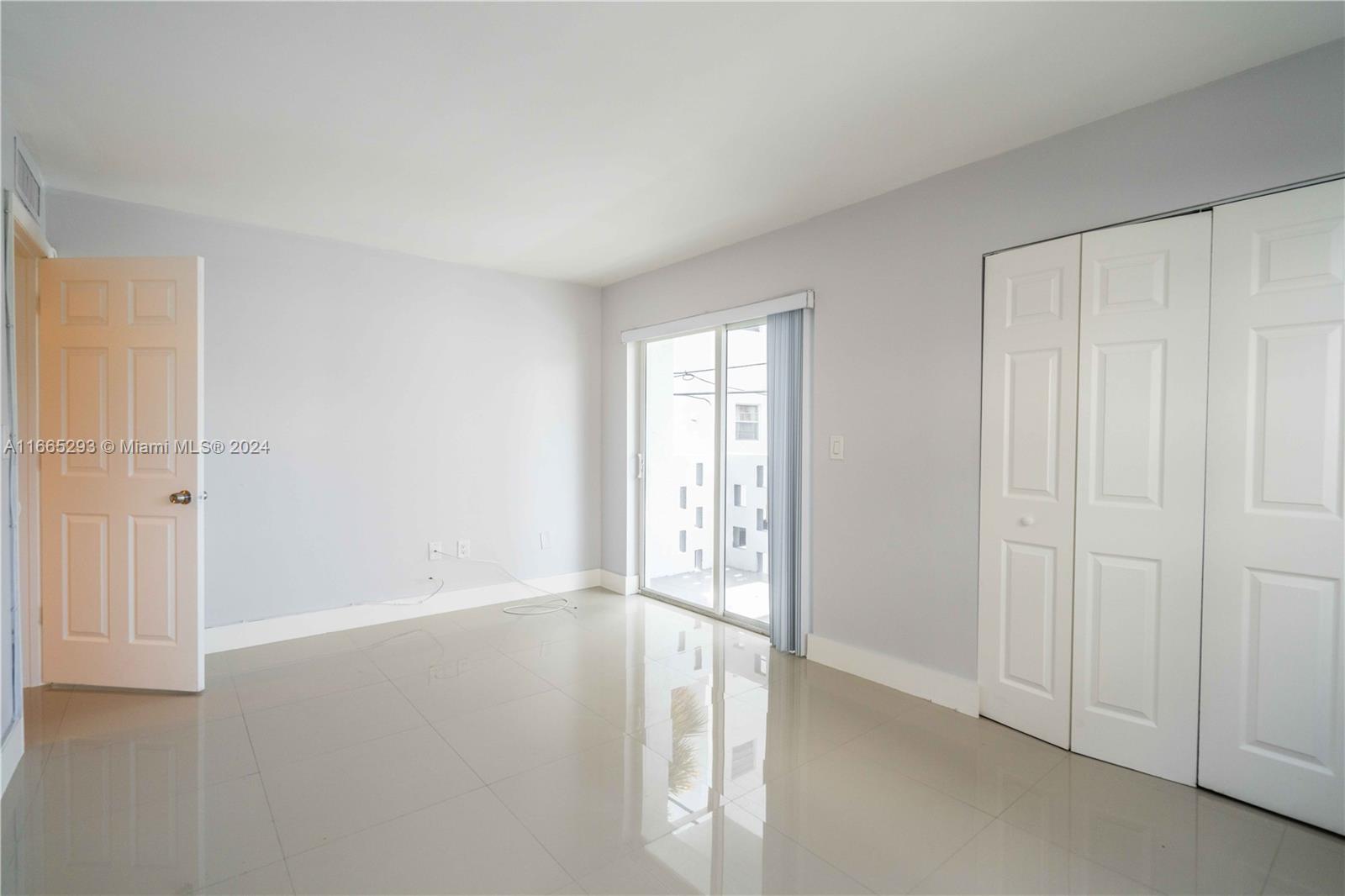 ISLE OF NORMANDY-MIAMI VI - Residential Lease