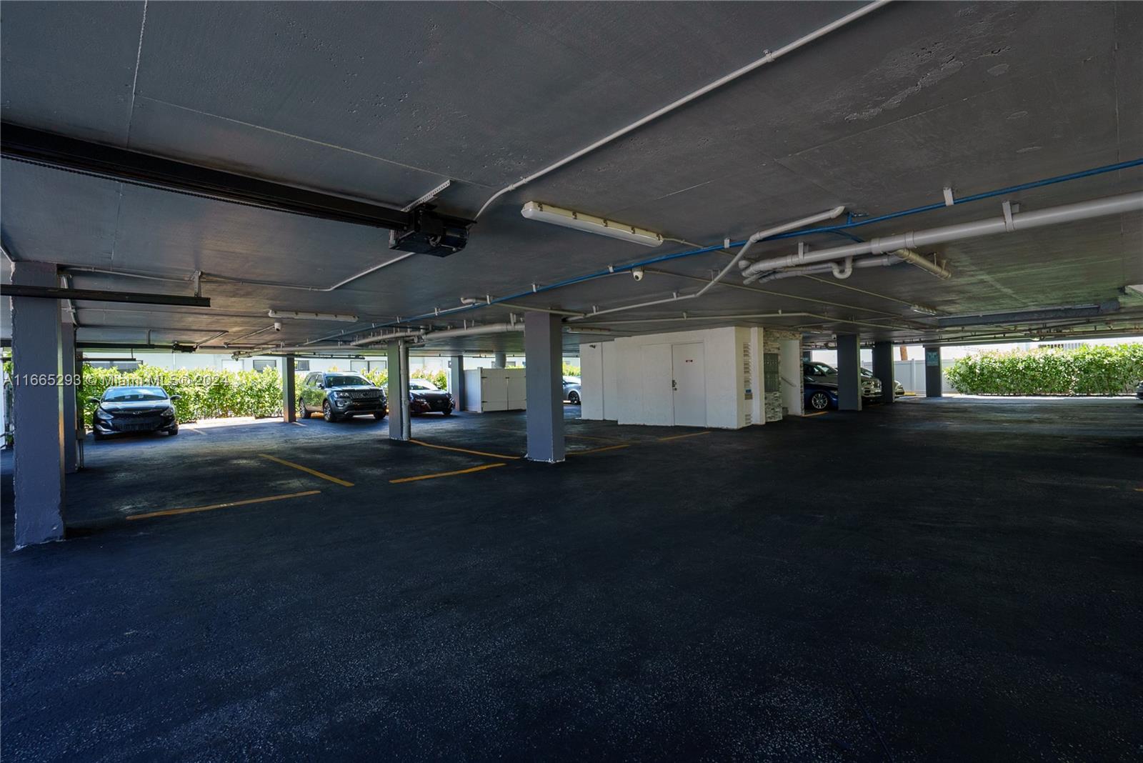 ISLE OF NORMANDY-MIAMI VI - Residential Lease