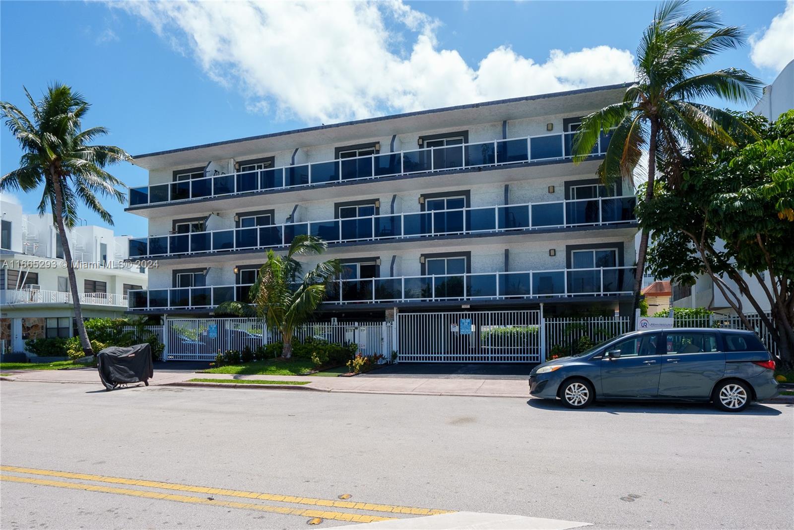 ISLE OF NORMANDY-MIAMI VI - Residential Lease