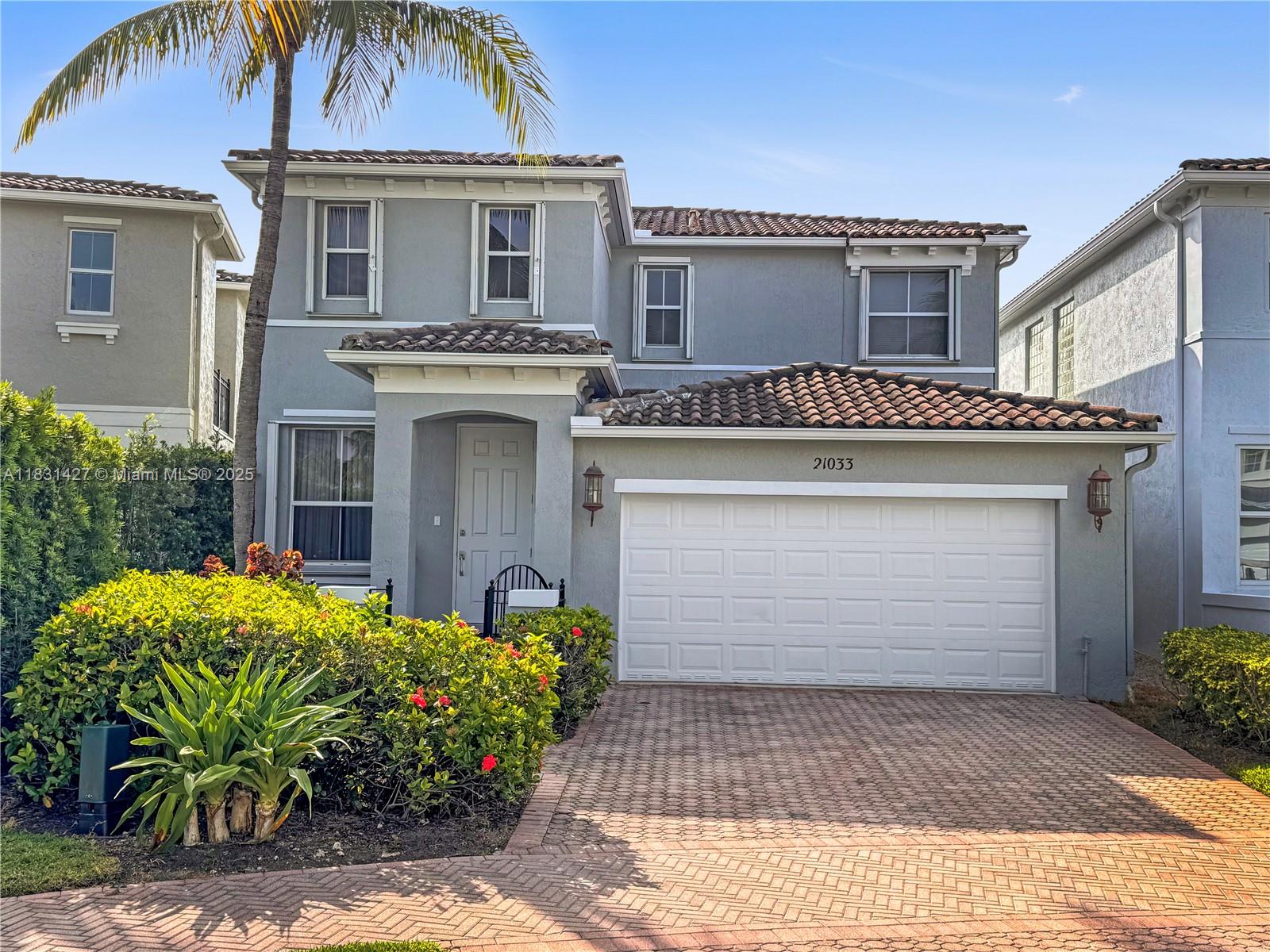AVENTURA LAKES - PHASE II - Residential