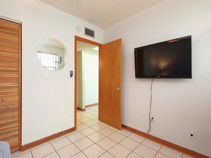1390 OCEAN DRIVE CONDO - Residential Lease