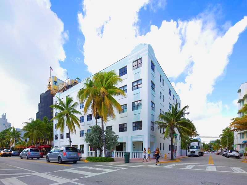 1390 OCEAN DRIVE CONDO - Residential Lease