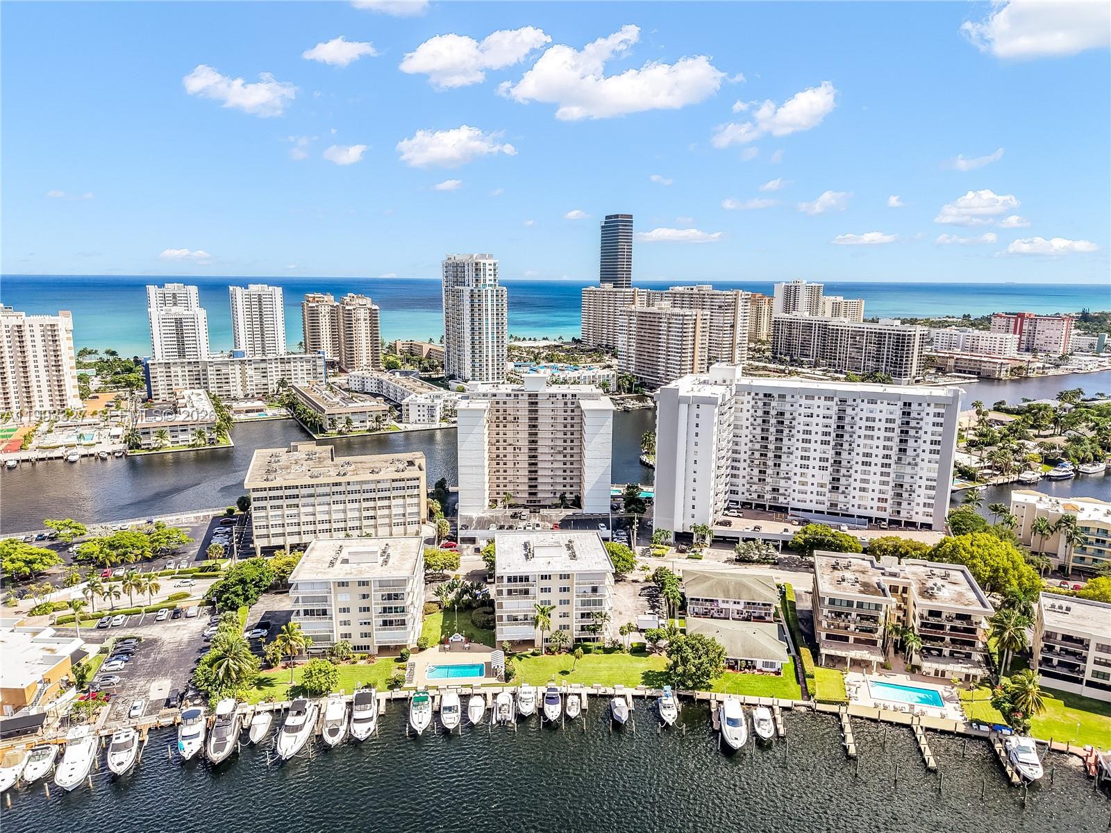 DORSEY ARMS CONDO - Residential