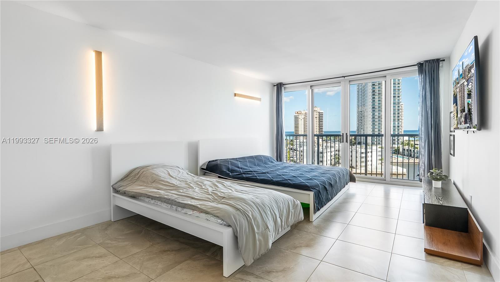 DORSEY ARMS CONDO - Residential