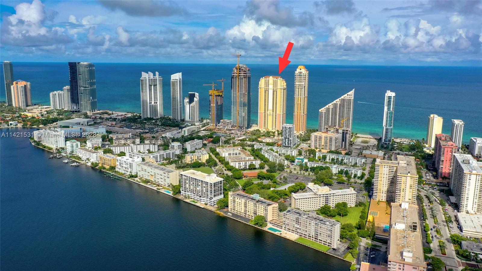 ACQUALINA OCEAN RESIDENCE - Residential