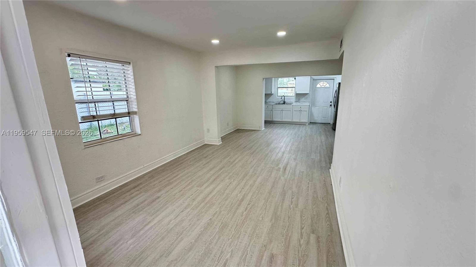BUNCHE PARK - Residential