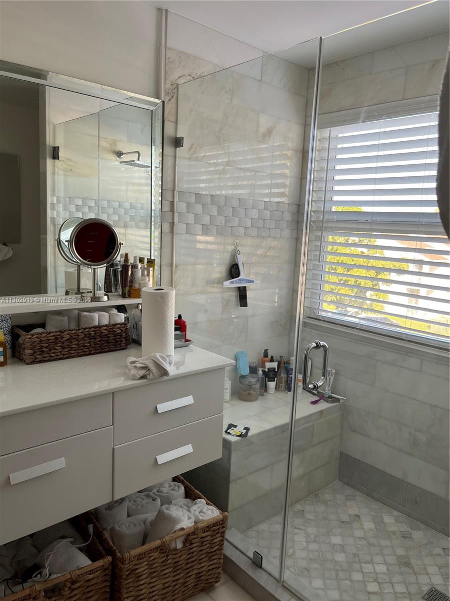 THE GREENS AT DORAL CONDO - Residential