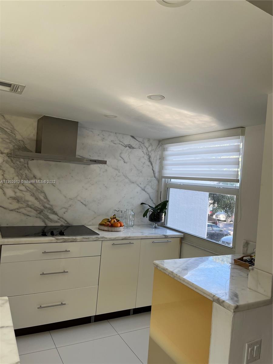THE GREENS AT DORAL CONDO - Residential