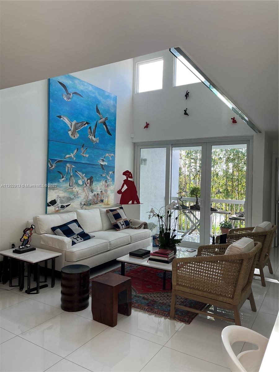 THE GREENS AT DORAL CONDO - Residential